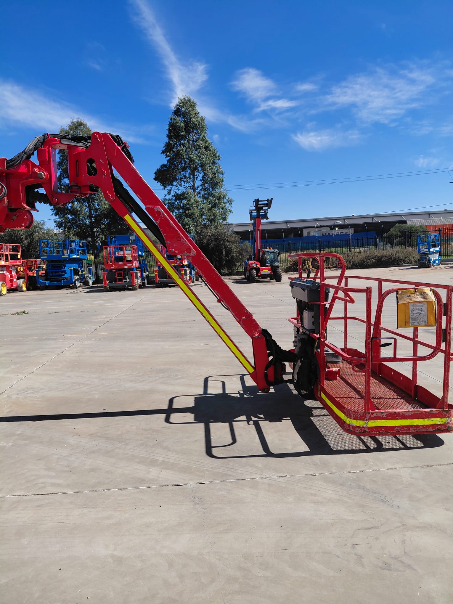 Telescopic Boom Lift - View 2